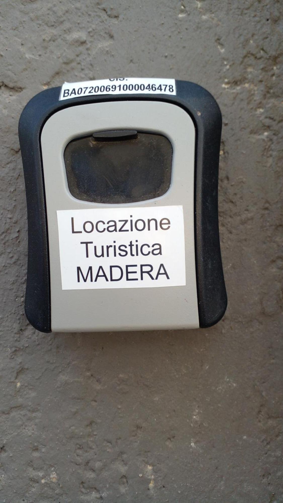 Locazione Turistica Madera Hotel Bari Exterior photo